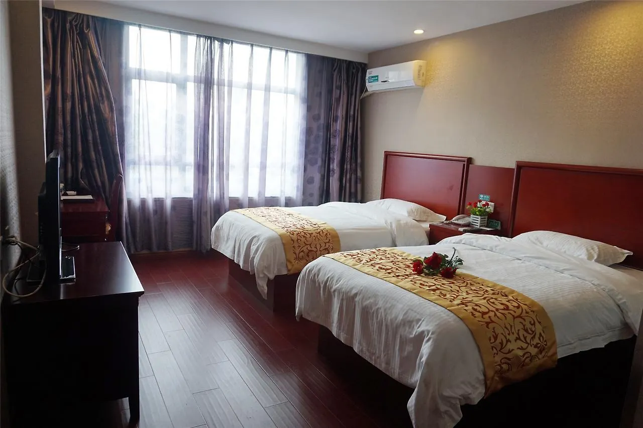 Greentree Inn Henan Xinyang Shangcheng County Huangbaishan Road Times Shopping Mall Express Hotel
