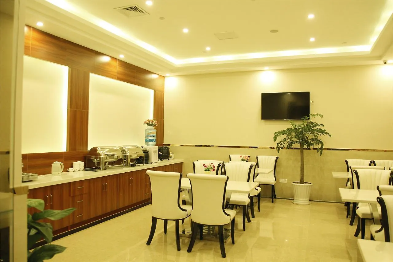 Greentree Inn Henan Xinyang Shangcheng County Huangbaishan Road Times Shopping Mall Express Hotel China